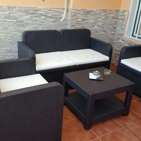 Simon House Cristianos Лос Кристианос