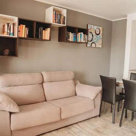 Simon House Cristianos