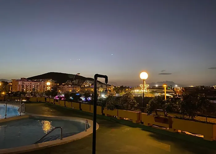 Simon House Cristianos Шале *