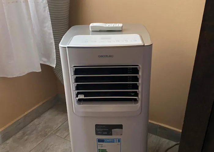 Simon House Cristianos *